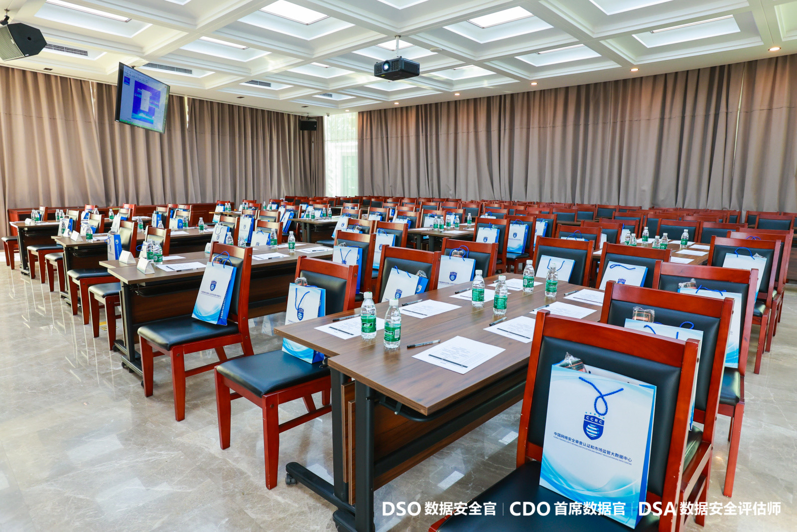 微信图片_20241125084736.jpg 逐梦国际 cabe5